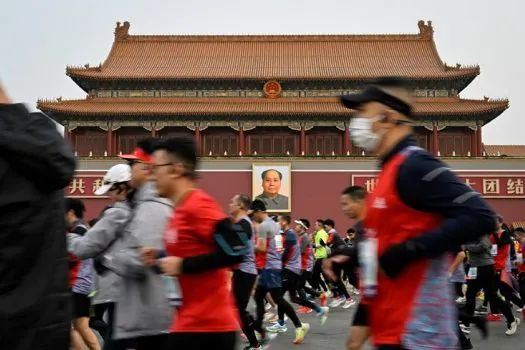 Maratona de Pequim retorna, mas China mantém política ‘covid-zero’