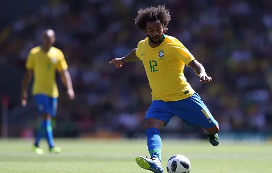 Olympiacos anuncia acerto com o brasileiro Marcelo