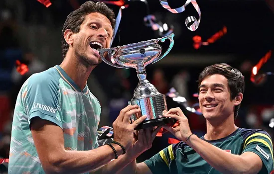 Marcelo Melo supera Rafael Matos nas duplas e conquista ATP 500 de Tóquio