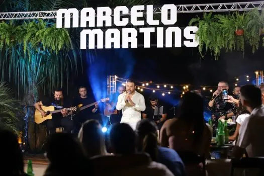 Marcelo Martins canta o BeM em Goiânia