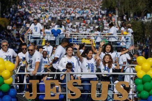 Marcha para Jesus: evangélicos iniciam ato em SP prestigiado por Tarcísio e aliados