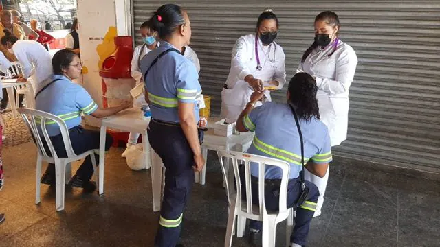 Ação de prevenção ao câncer do colo do útero no Terminal Santo André