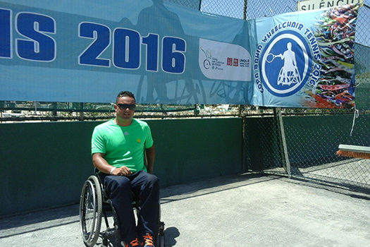 Tenista cadeirante de São Caetano disputa torneio internacional em Goiânia