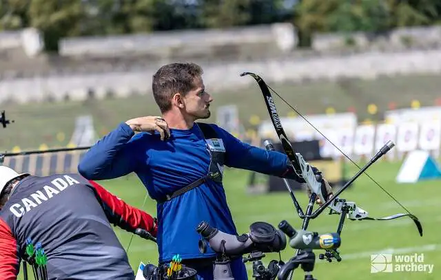 Marcus D’Almeida avança às semifinais da etapa de Paris da Copa do Mundo de Tiro com Arco