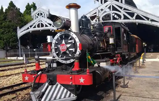 Passeios de Maria Fumaça poderão ser feitos de quarta-feira a domingo durante as férias