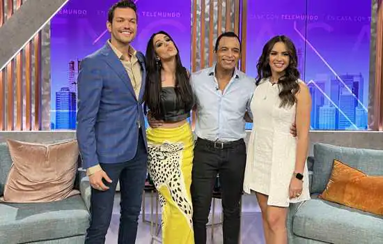 Marina Elali e Jon Secada em especial na Telemundo Miami