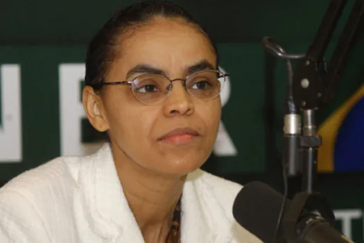 Internada com covid-19 em SP, Marina Silva é alvo de deboche de médicos no Acre