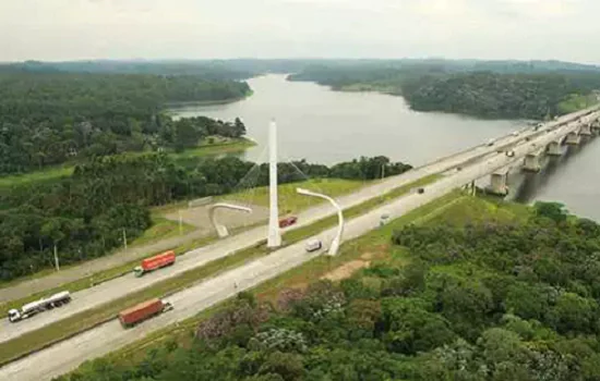 Rodoanel Mário Covas está com uma faixa de rolamento interditada