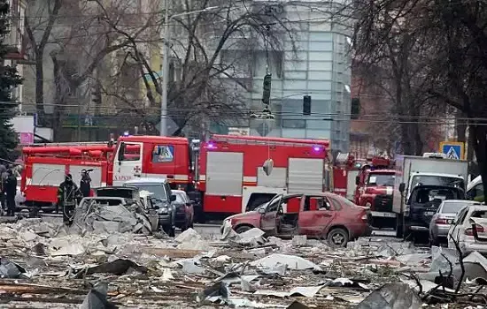 Escavação encontra 200 corpos em escombros de prédio residencial em Mariupol