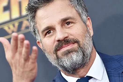 Mark Ruffalo defende Leonardo DiCaprio e critica Bolsonaro por Amazônia