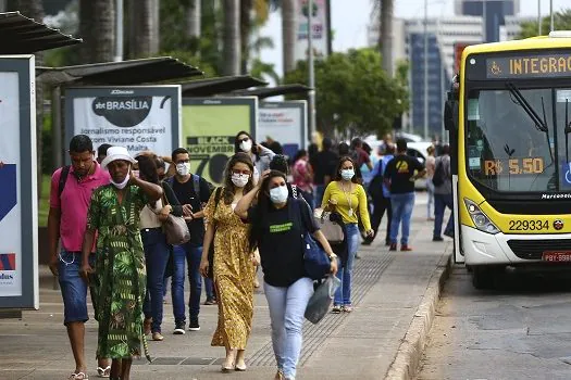 Distrito Federal e Santa Catarina flexibilizam uso de máscara