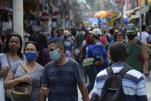 Estado do Rio de Janeiro flexibilizará uso de máscara em local aberto