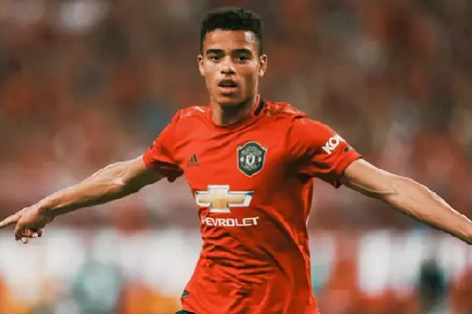 Mason Greenwood, jogador do Manchester United, é solto após fiança