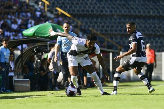 Matheus Jesus aposta em clima ‘mágico’ no Majestoso para o acesso da Ponte Preta