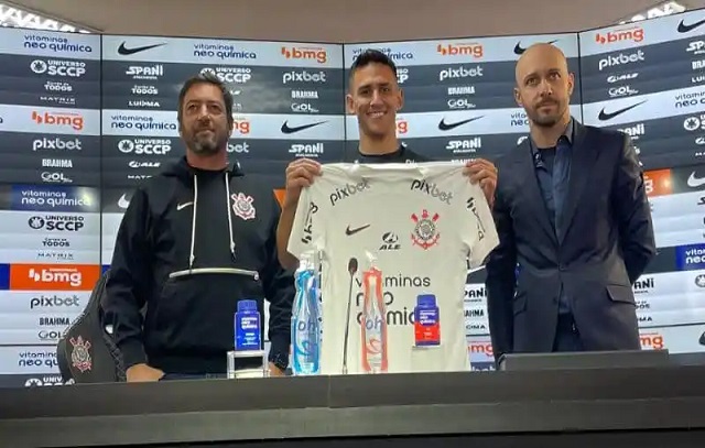 Rojas revela conversa com Guerrero sobre o Corinthians