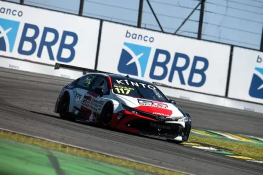 Matías Rossi é ‘perfeito’ em Interlagos e ganha corrida 1 da Stock Car; Zonta leva a 2ª