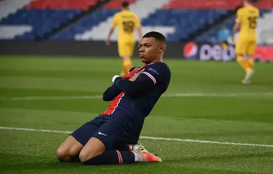 Mbappé confirma pedido de saída do PSG: “Informei o clube da minha intenção de sair”