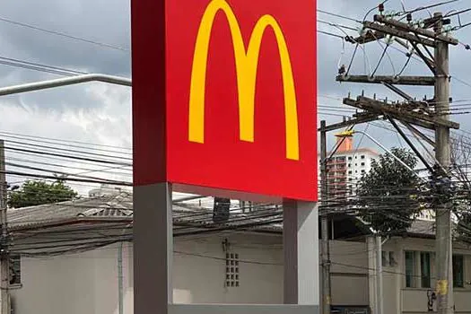 Rede de fast-food inaugura 12ª unidade em Santo André e gera emprego e renda