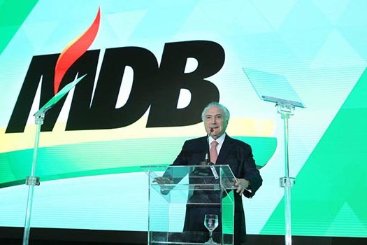 Desgastado, MDB fluminense perde deputados para o DEM