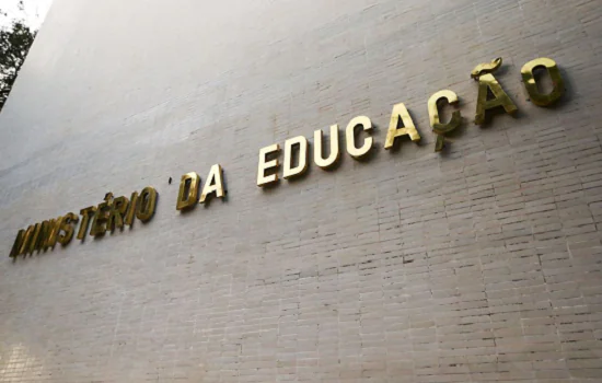 MEC lança plataforma para ajudar estudantes a escolher curso técnico