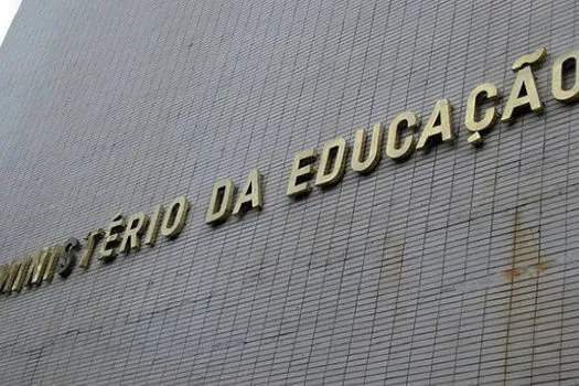 Reitor do ITA está bem cotado para assumir o Ministério da Educação