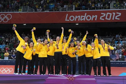 CBV celebra seleção feminina e duplas de vôlei de pelas medalhes em Londres 2012