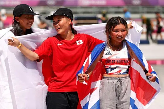 Skatistas Sky Brown e Kokona Hiraki são as medalhistas mais jovens em olimpíadas