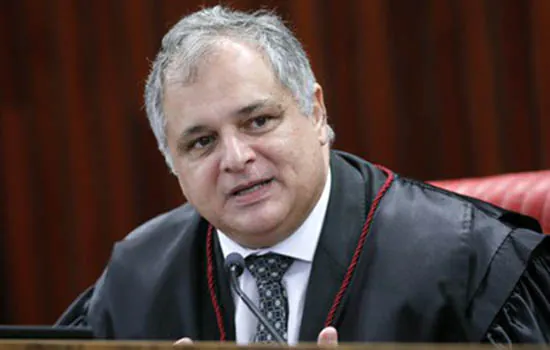 PGR apresenta denúncia contra Daniel Silveira por ameaça a ministros do STF