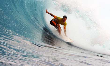 Gabriel Medina estreia com vitória na etapa do Rio