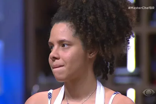 Melina deixa o “MasterChef” com propostas de Henrique Fogaça e Helena Rizzo