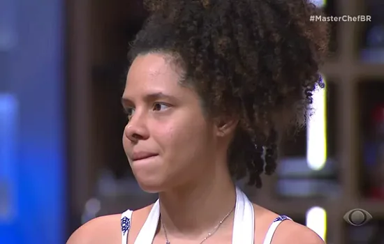 Melina deixa o “MasterChef” com propostas de Henrique Fogaça e Helena Rizzo