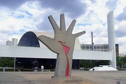 Seminário Internacional de abertura das atividades das bolsas de pesquisa da Cátedra Unesc