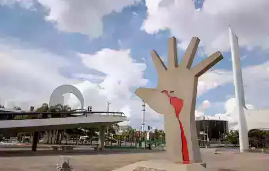 Memorial da América Latina expõe trabalhos de Lúcia Mindlin Loeb e Stefan Schmeling