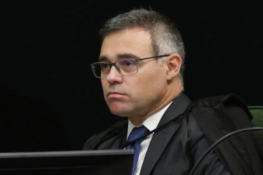 Mendonça absolve homem condenado a prisão por ‘furto de lixo’: ‘Crime impossível’