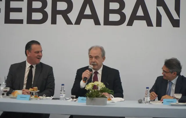 Após encontro com Febraban