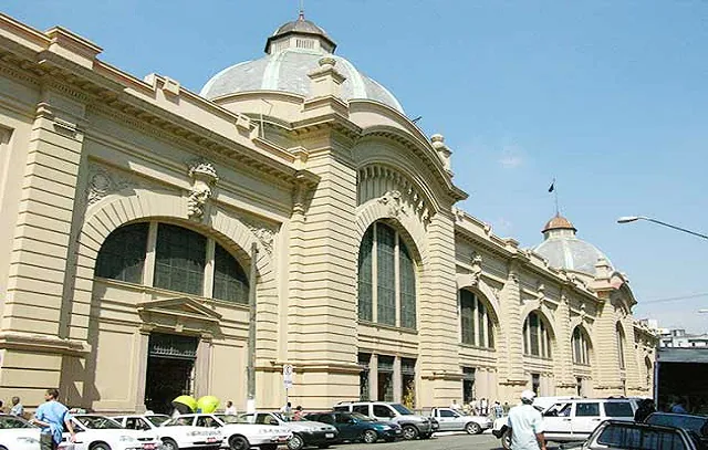 Mercado Municipal Paulistano e Kinjo Yamato recebem Parada Natalina