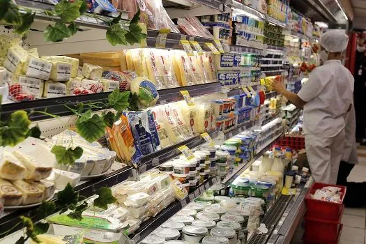 Vendas da indústria de alimentos crescem 3,74% de janeiro a maio