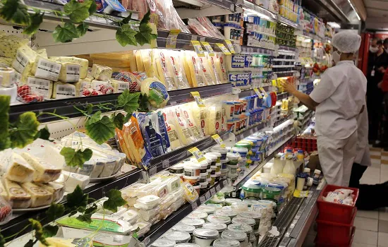 Vendas da indústria de alimentos crescem 3