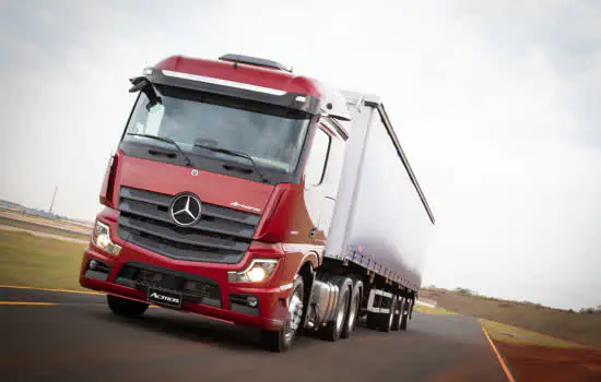 Do L 312 ao conectado Novo Actros