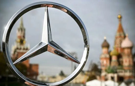 Mercedes-Benz negocia venda de operações na Rússia