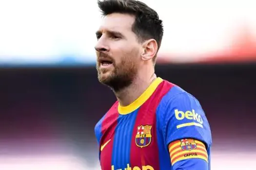 Laporta cutuca Messi: “Tinha de partir dele ideia de jogar de graça no Barcelona”