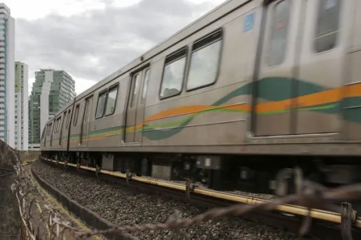 Roubo de cabos paralisa serviços do metrô no DF