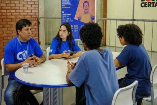 Semana de oportunidades de emprego nas estações do Metrô de São Paulo