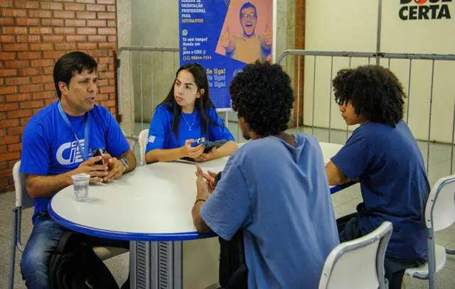 Semana de oportunidades de emprego nas estações do Metrô de São Paulo