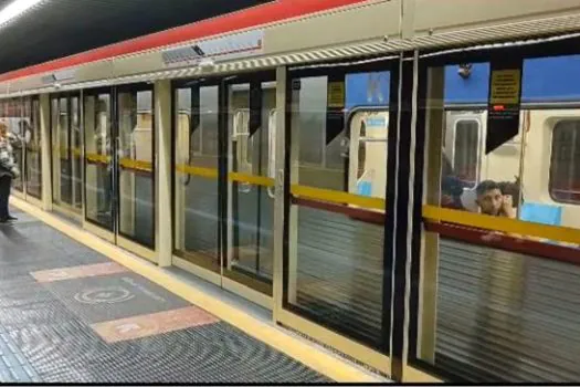 Portas de plataforma da Estação Bresser-Mooca do Metrô entraram em operação nesta quarta