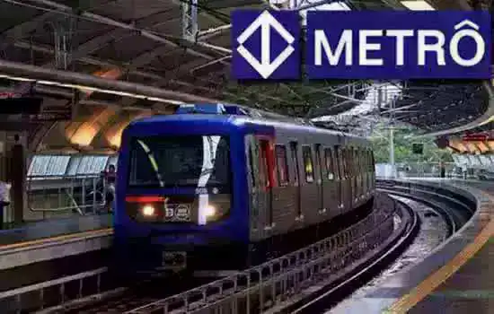 Estação Sacomã do Metrô recebe evento de adoção de cães