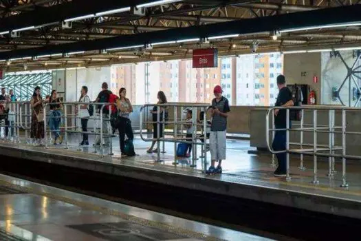 Metrô conhece propostas para concessão de espaços comerciais da linha 3-Vermelha