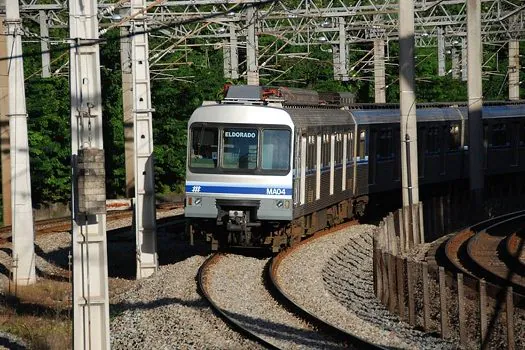 Moraes dá 4 horas para metrô de BH explicar cobrança de passagens