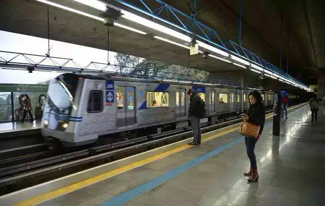 Descubra as Atrações Culturais nas Estações do Metrô de São Paulo