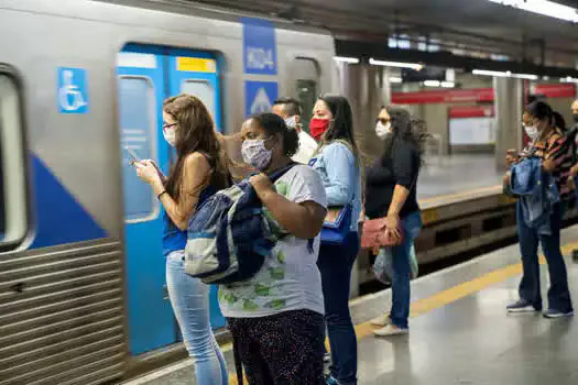 Até 31 de outubro, avisos sonoros do Metrô de SP estarão nas vozes de crianças